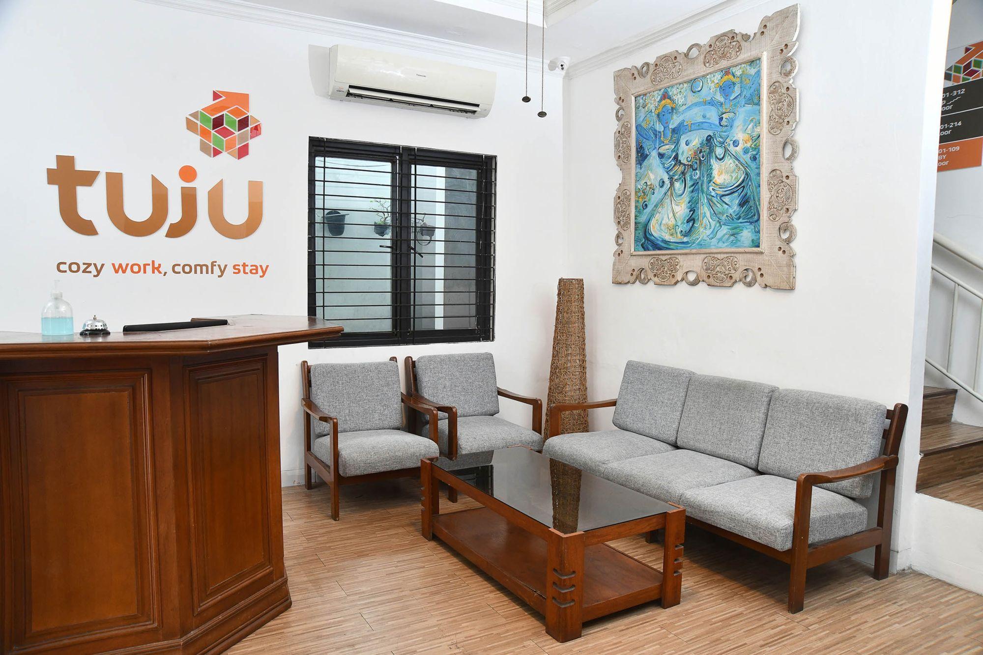 Tuju Abuserin Syariah Jakarta Exterior photo